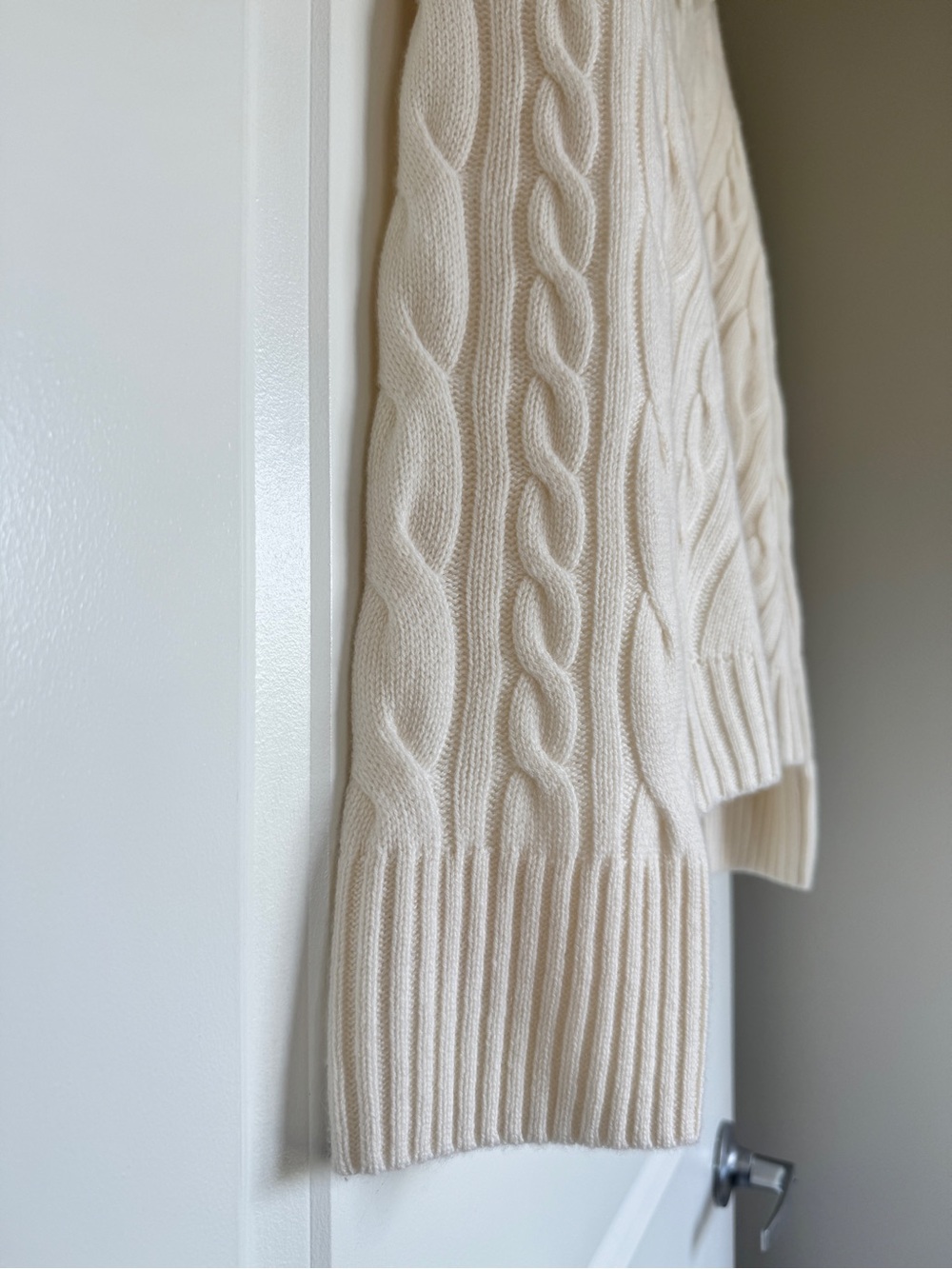 NWT J. CREW Spring Street Cashmere Twisted Cable-knit Sweater Ivory Medium CO589 - Picture 4 of 15